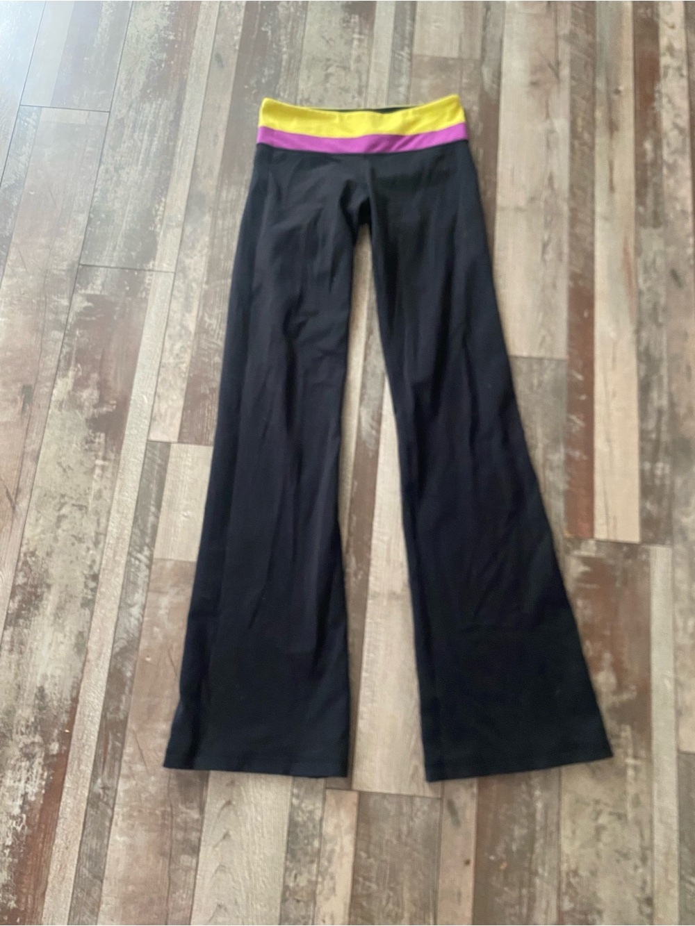 Reversible lululemon athletica Black Legging with White Logo
